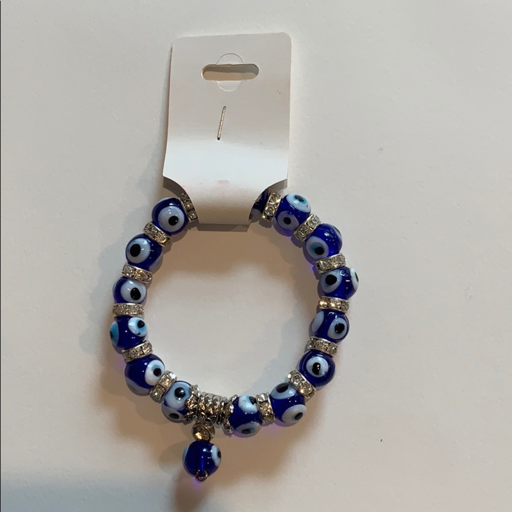 blue beaded bracelet